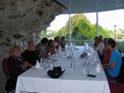 ok.repas grotte.JPG